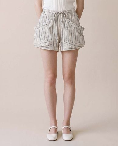  URBAN REVIVO - Quần short ngắn nữ túi phồng kẻ sọc 