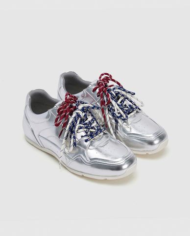  URBAN REVIVO - Giày sneakers nam cổ thấp Dad 