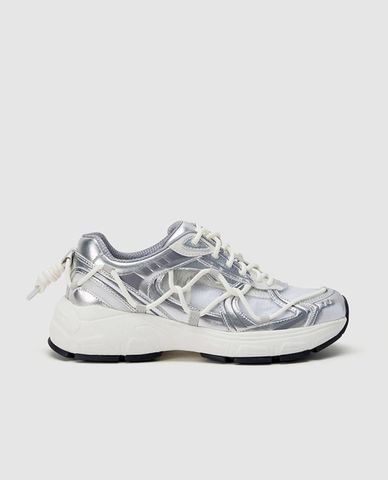  URBAN REVIVO - Giày sneakers nữ cổ thấp hiện đại 