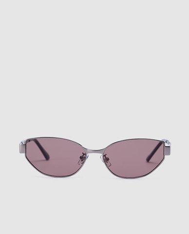  URBAN REVIVO - Kính mát nữ gọng mắt mèo sành điệu 