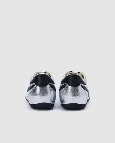  URBAN REVIVO - Giày sneakers nữ cổ thấp ánh bạc 