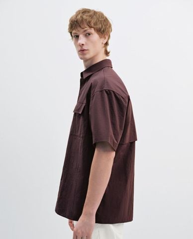  URBAN REVIVO - Áo sơ mi nam cổ bẻ tay ngắn 