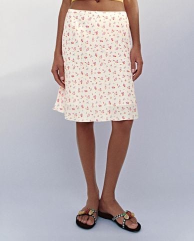  URBAN REVIVO - Chân váy phom suông mini hoa nhí 