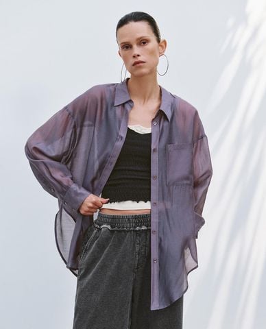  URBAN REVIVO - Áo sơ mi nữ cổ bẻ tay dài phối túi 