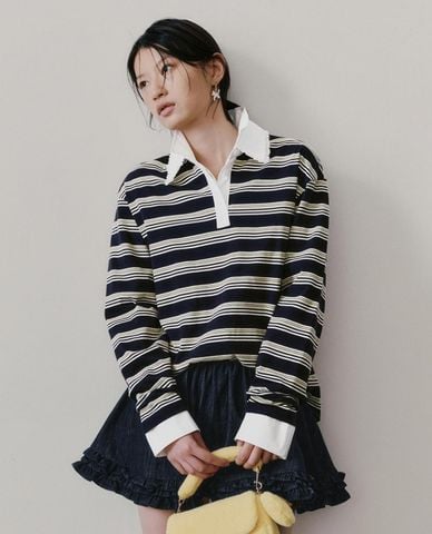  URBAN REVIVO - Áo polo nữ cổ bẻ tay dài kẻ sọc 