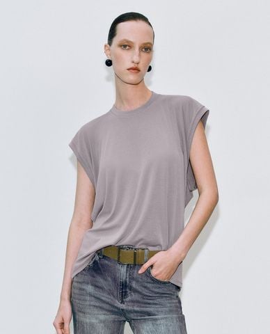  URBAN REVIVO - Áo thun nữ cổ tròn tay ngắn trẻ trung 