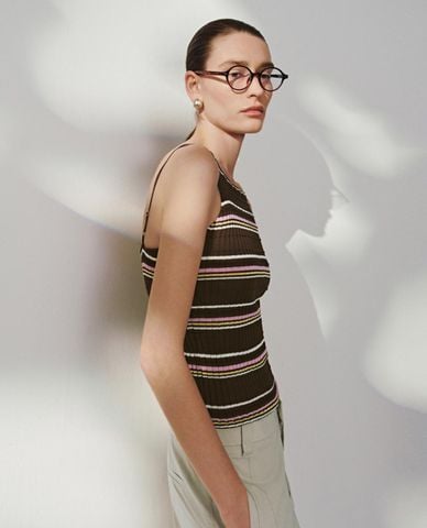  URBAN REVIVO - Áo hai dây nữ dệt kim kẻ sọc 