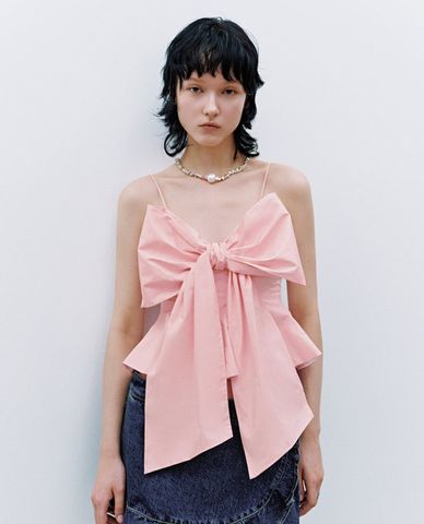  URBAN REVIVO - Áo hai dây nữ phối nơ Bow Decor 
