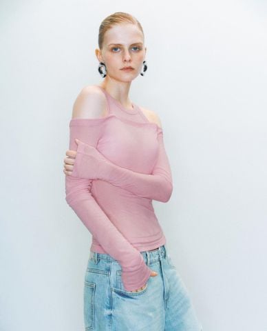  URBAN REVIVO - Áo kiểu nữ cổ tròn hở vai 2 in 1 