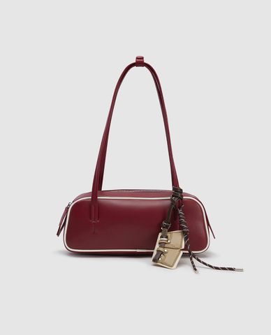  URBAN REVIVO - Túi đeo vai nữ hình thang phối charm 