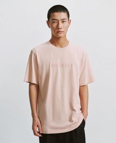  URBAN REVIVO - Áo thun nam cổ tròn tay ngắn in chữ 