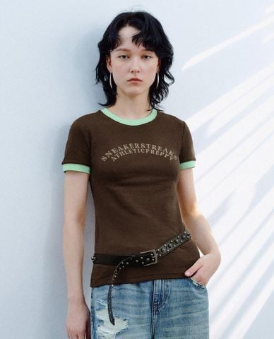  URBAN REVIVO - Áo thun nữ cổ tròn tay ngắn phom ôm 