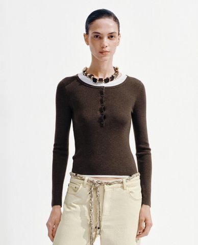  URBAN REVIVO - Áo dệt kim nữ cổ tròn tay dài phối viền 