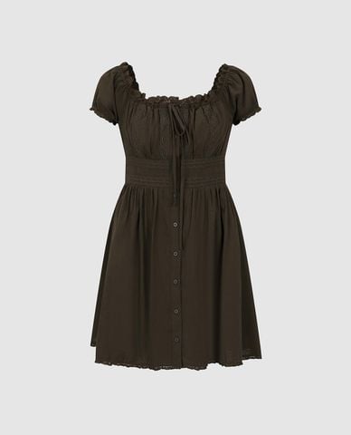  URBAN REVIVO - Đầm mini cổ vuông tay ngắn viền ren 