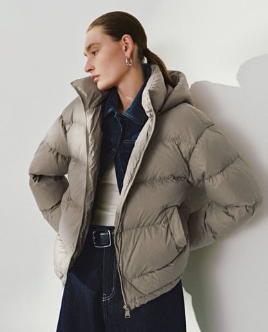  URBAN REVIVO - Áo khoác phao nữ tay dài phối mũ 