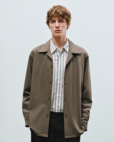  URBAN REVIVO - Áo sơ mi nam cổ bẻ tay dài hiện đại 