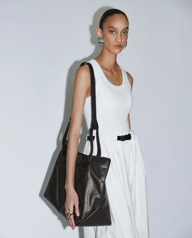  URBAN REVIVO - Túi đeo vai nữ hình thang thanh lịch 