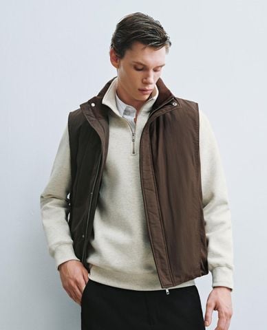 URBAN REVIVO - Áo khoác gilet nam cổ cao khoá zip 
