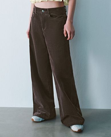  URBAN REVIVO - Quần nữ ống rộng thanh lịch Regular 