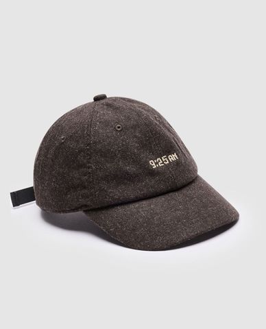  URBAN REVIVO - Nón bóng chày nam thêu chữ 