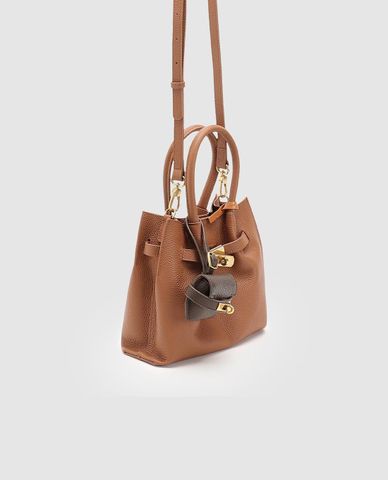  URBAN REVIVO - Túi đeo vai nữ kèm charm túi mini 