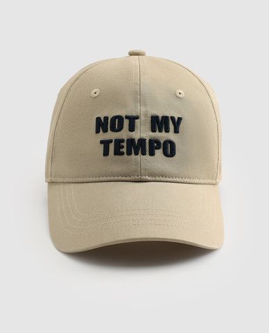  URBAN REVIVO - Nón bóng chày unisex thêu chữ 