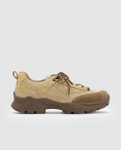  URBAN REVIVO - Giày sneakers nam cổ thấp phong cách retro 