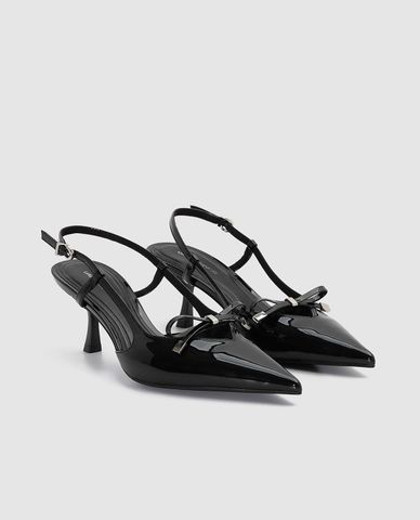  URBAN REVIVO - Giày sandals cao gót nữ mũi nhọn phối nơ 