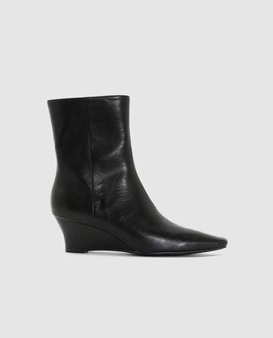  URBAN REVIVO - Boots đế cao nữ mũi nhọn khóa kéo 