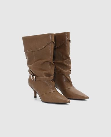  URBAN REVIVO - Giày boots cao gót nữ cổ gập đính đinh 