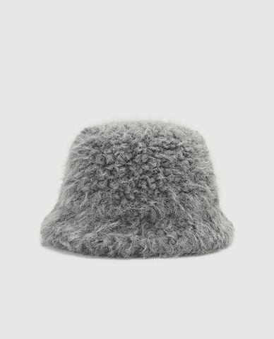  URBAN REVIVO - Nón bucket unisex lông xù 