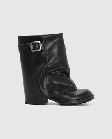  URBAN REVIVO - Giày boots nữ đế thấp phối khóa cài 