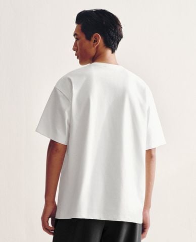  URBAN REVIVO - Áo thun nam cổ tròn tay ngắn phối họa tiết 