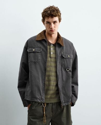  URBAN REVIVO - Áo khoác denim nam cổ nhung tay dài 