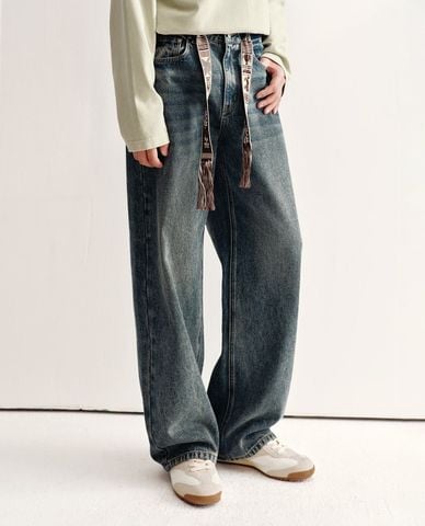  URBAN REVIVO - Quần jeans nam ống rộng phối dây thắt 