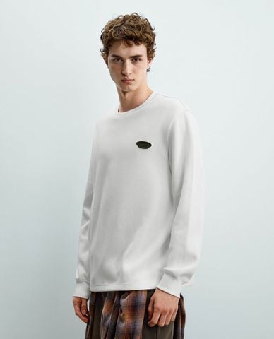  URBAN REVIVO - Áo sweatshirt nam cổ tròn tay dài phối họa tiết 
