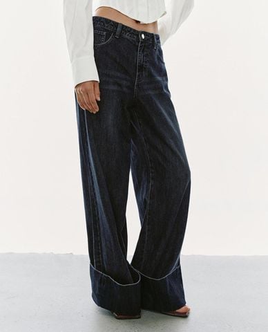  URBAN REVIVO - Quần jeans nữ ống rộng wash bạc xắn gấu 