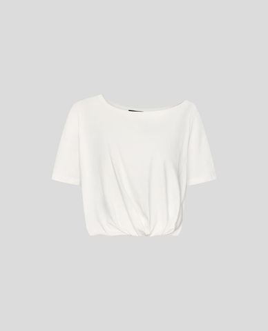  URBAN REVIVO - Áo kiểu nữ cổ rộng tay ngắn bo gấu 