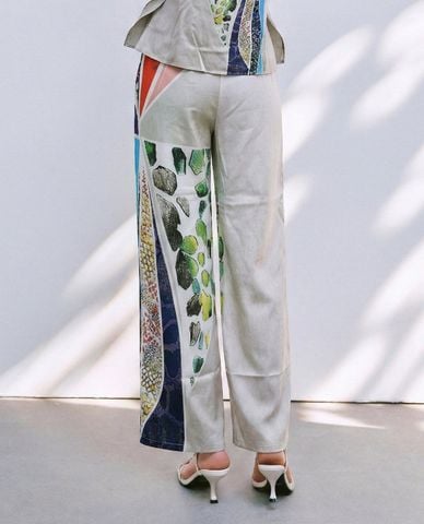  URBAN REVIVO - Quần ống rộng nữ in họa tiết nghệ thuật 