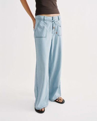  URBAN REVIVO - Quần jeans nữ ống rộng dây rút kẻ sọc 