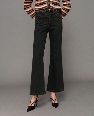  URBAN REVIVO - Quần jeans nữ ống loe cạp cao 