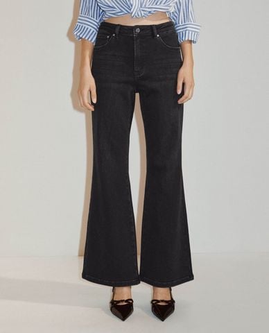  URBAN REVIVO - Quần jeans nữ ống loe cá tính 