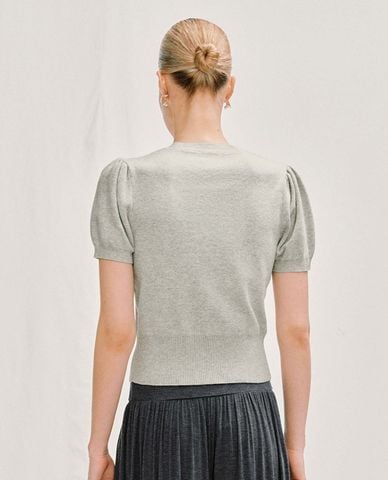  URBAN REVIVO - Áo dệt kim nữ tay ngắn phom ôm 
