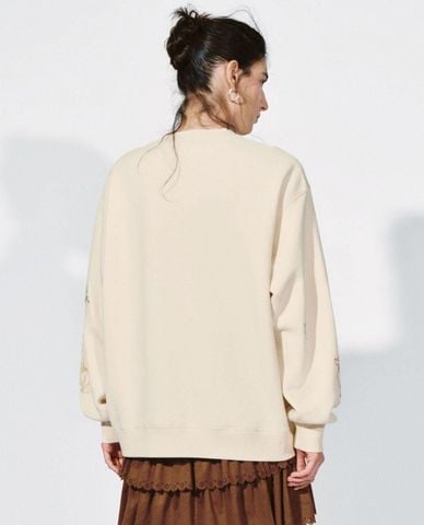 URBAN REVIVO - Áo sweatshirt nữ cổ tròn tay dài thêu họa tiết 