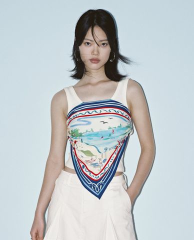  URBAN REVIVO - Áo kiểu nữ hai dây phối khăn họa tiết 