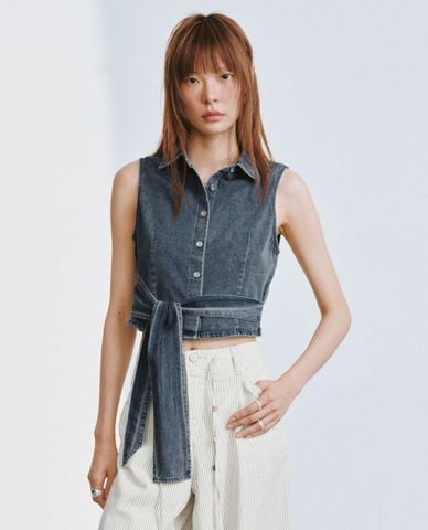  URBAN REVIVO - Áo sát nách denim nữ cổ bẻ thắt nơ 