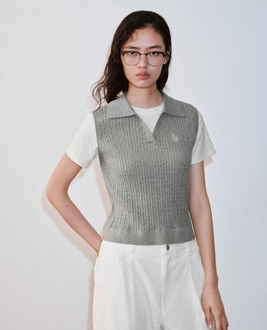  URBAN REVIVO - Áo polo nữ dệt kim tay ngắn vặn thừng 
