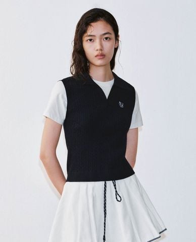  URBAN REVIVO - Áo polo nữ dệt kim tay ngắn vặn thừng 