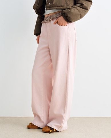  URBAN REVIVO - Quần jeans nữ ống rộng phối bèo nhún 