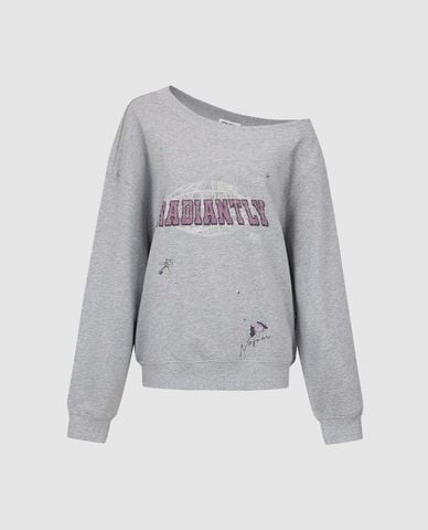  URBAN REVIVO - Áo sweatshirt nữ trễ vai tay dài in họa tiết 